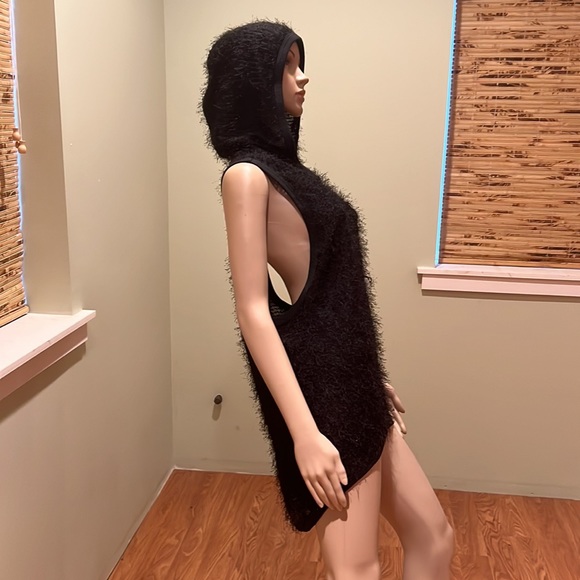 Denis Gagnon Black Sheer Eyelash High-low Hooded Sleeveless Sweater Size S - Picture 3 of 9